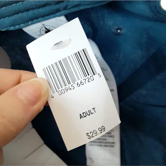 Disney Parks WDW 50th Iridescent Shimmer Mickey Mouse Hat Ball Cap NWT - Picture 8 of 9